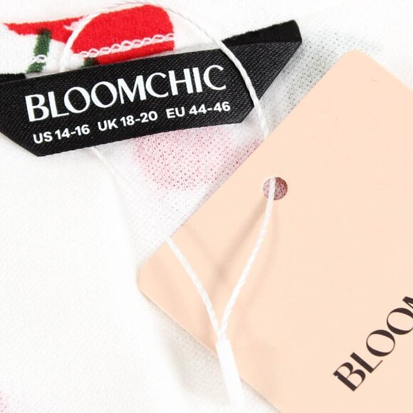 Bloomchic Cherry Print Stretchy V-Neck T-Shirt - Size 14/16 1/X - NWT - Picture 6 of 9